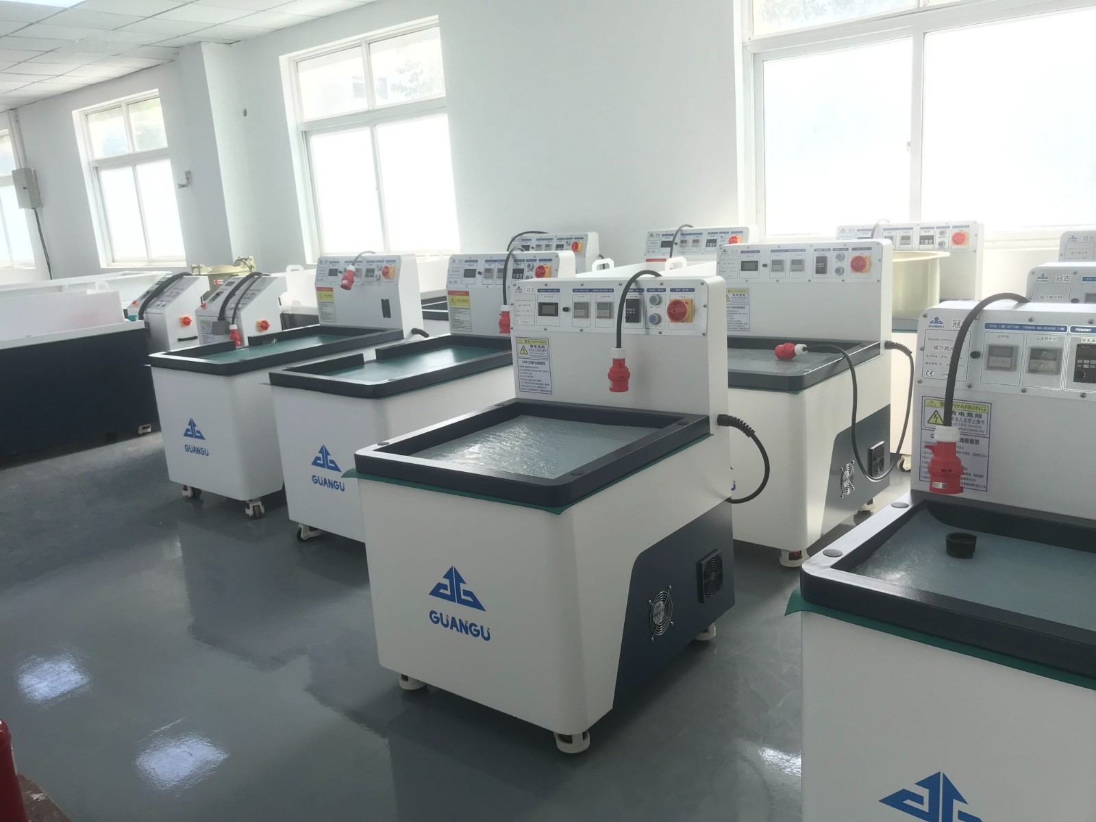 1743053669825333.jpg 磁力抛光机租赁